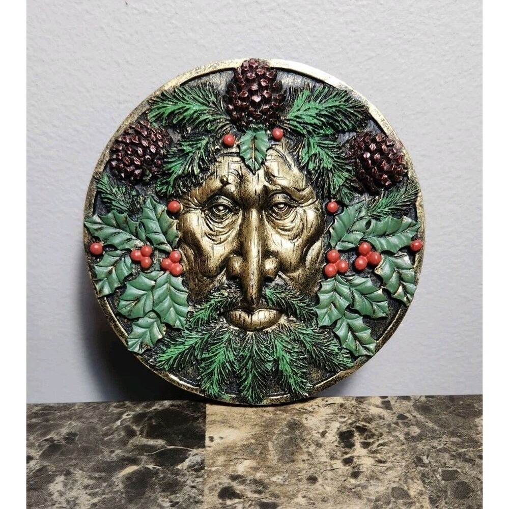 Green Man Seasonal Small 5" Plaque Winter Tile Resin Pine Cones Berries Summit